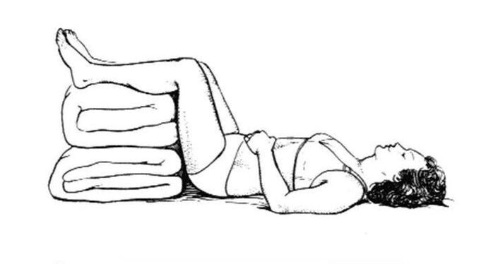 Recommended posture for pulling lower back pain in the leg and buttock